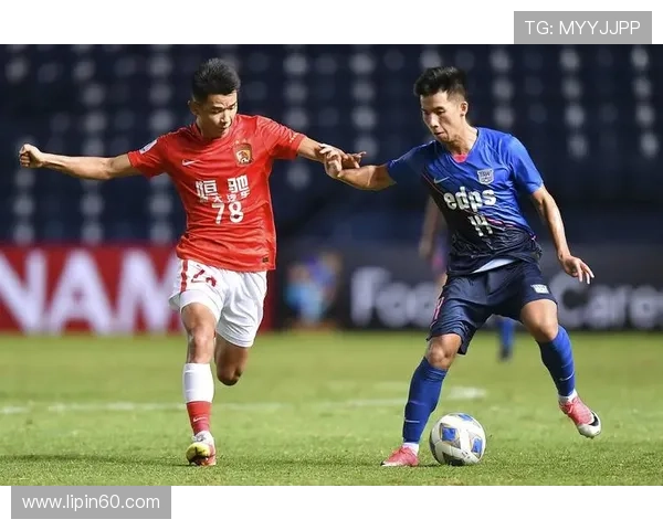 广州足球队的团队协作揭秘:如何铸就胜利之路与团结精神